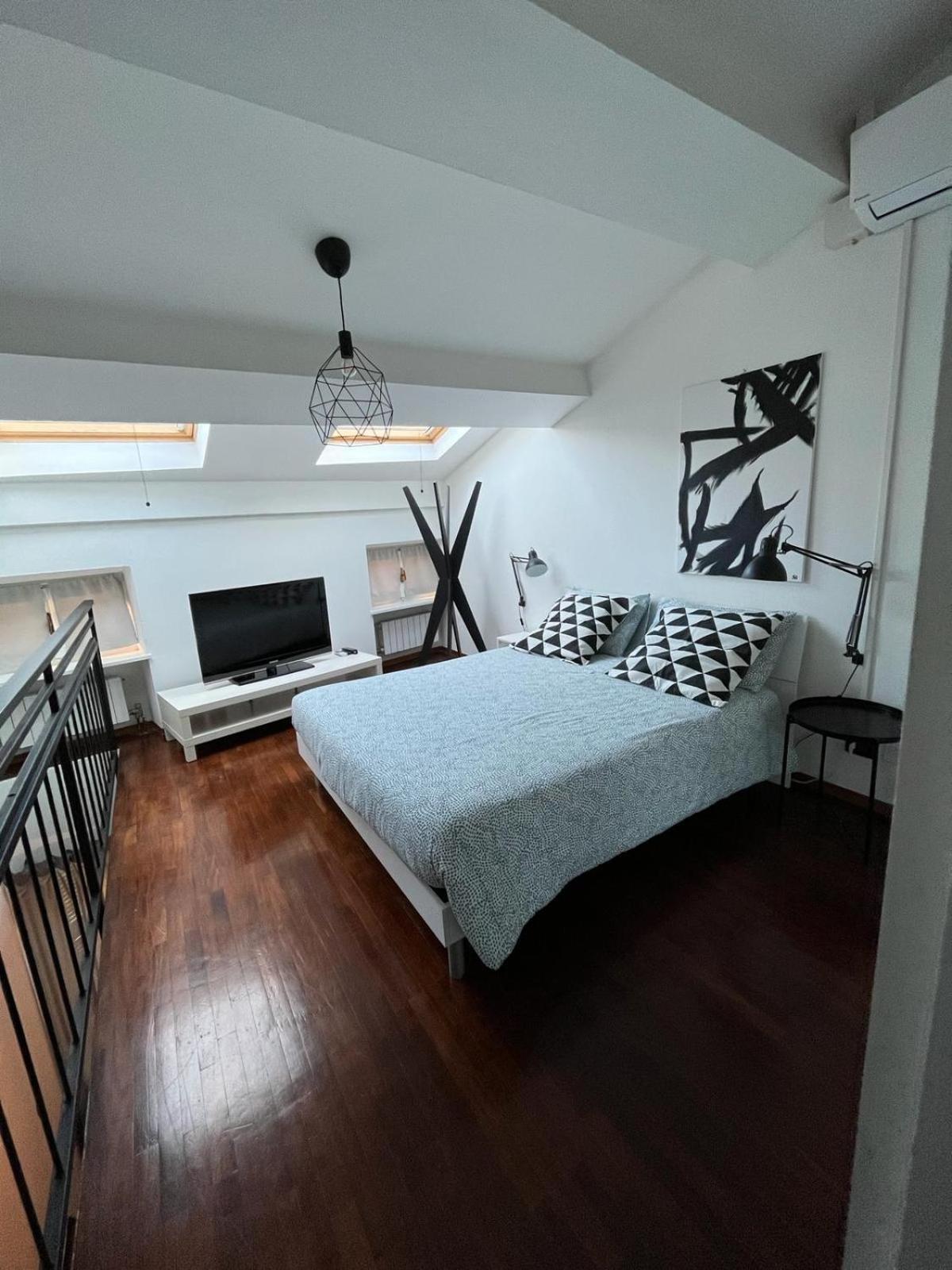 Sophia'S Loft Appartement Parma Buitenkant foto
