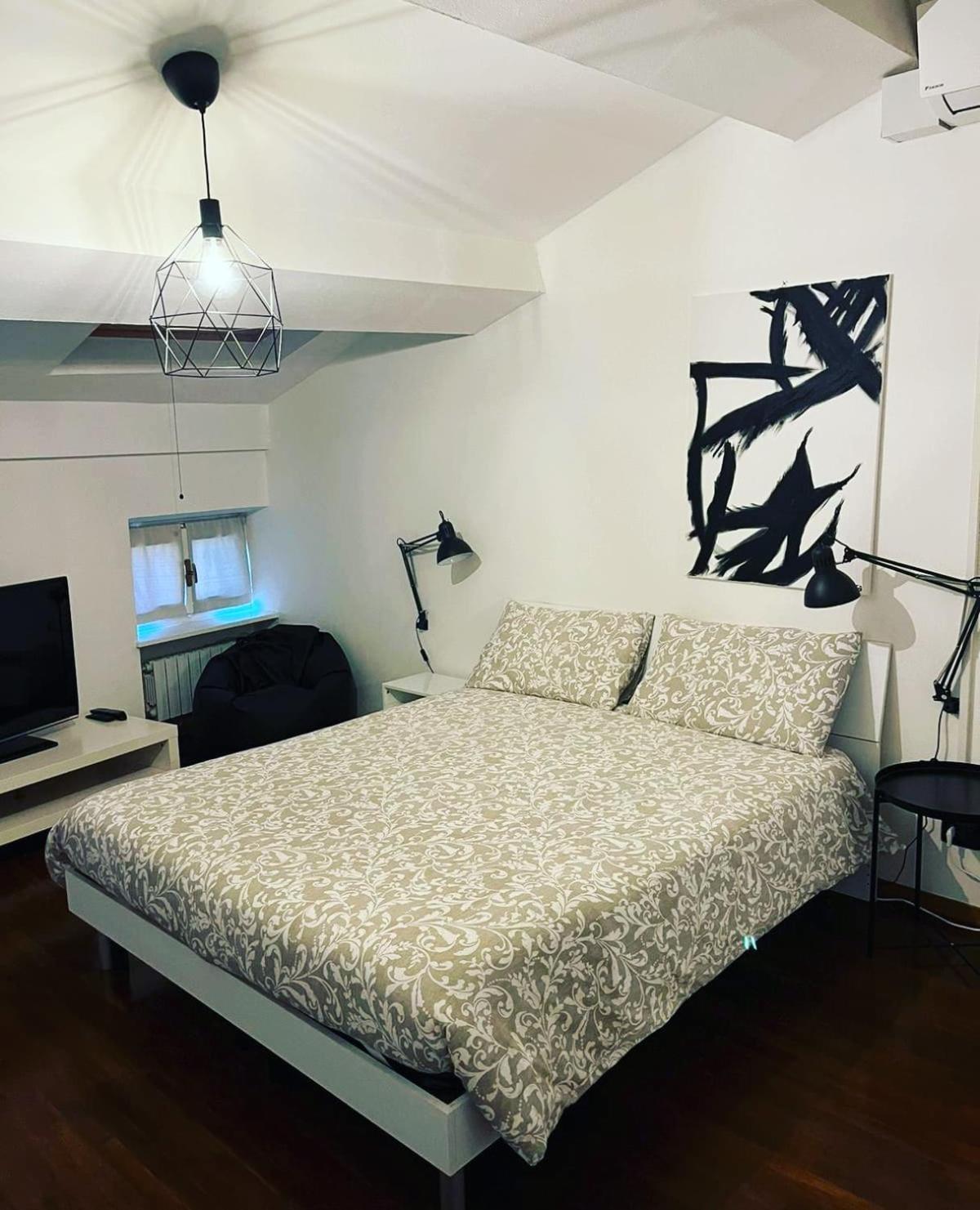Sophia'S Loft Appartement Parma Buitenkant foto